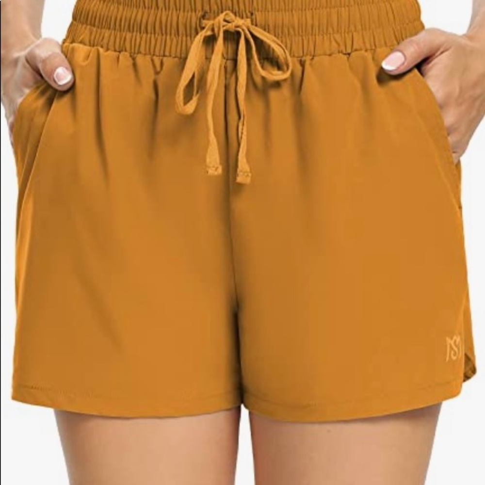 Women’s Athletic Shorts,Size Large